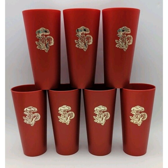 Vintage Set of 7 Gold Mushroom & Rust Plastic 6" Tumblers Retro 70's - Picture 1 of 5